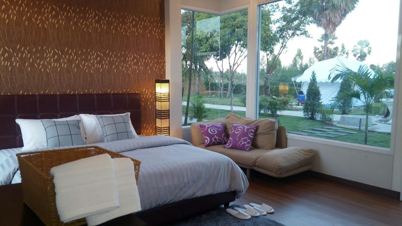 Bluemoon Riverside Phibun Mangsahan Exterior foto