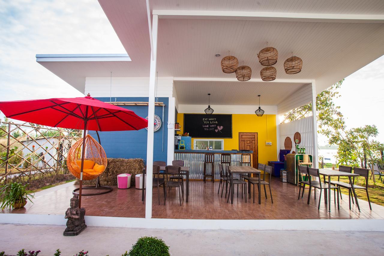 Bluemoon Riverside Phibun Mangsahan Exterior foto